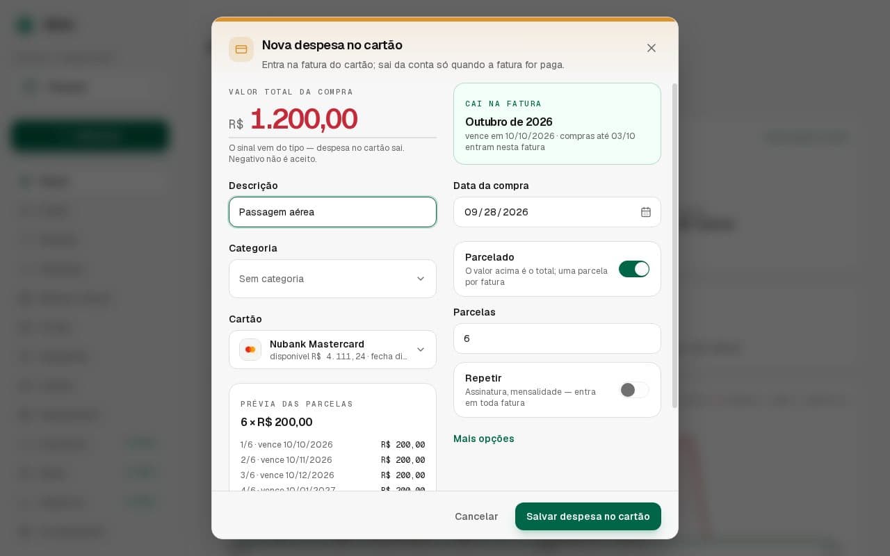 Formulário Nova despesa no cartão com a caixa Cai na fatura e a prévia de seis parcelas